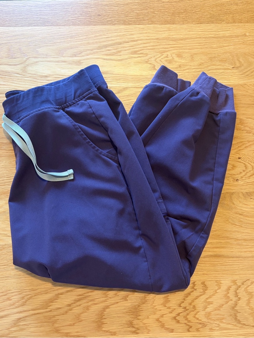 Figs women’s Zamora joggers - purple, medium petite